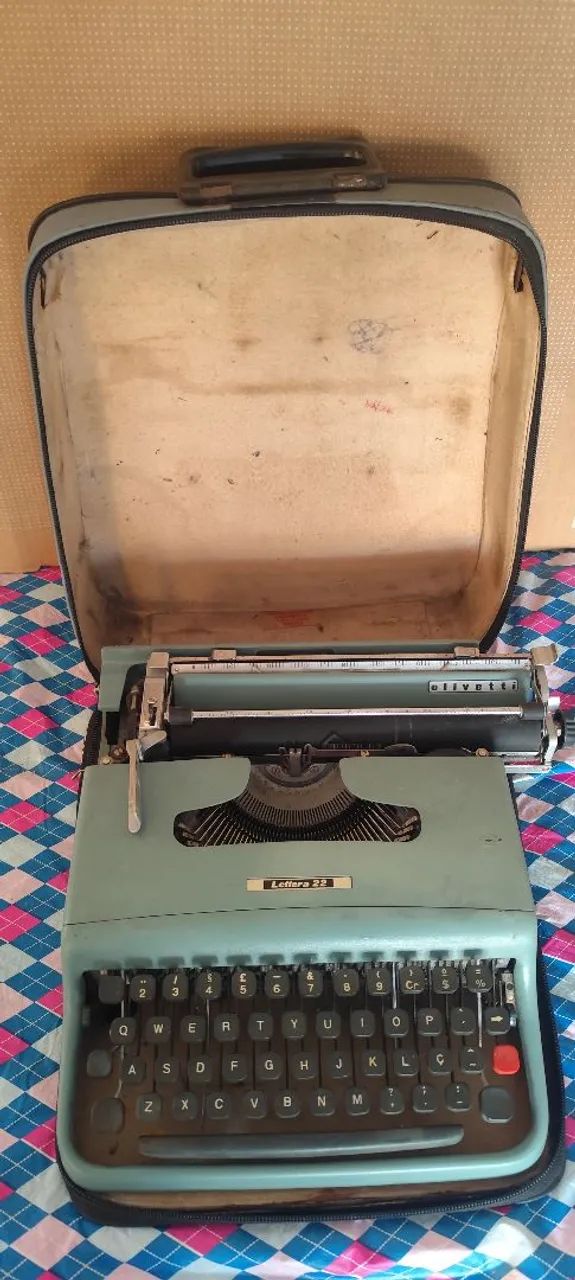Máquina de escrever Olivetti letera 22 - Foto 5