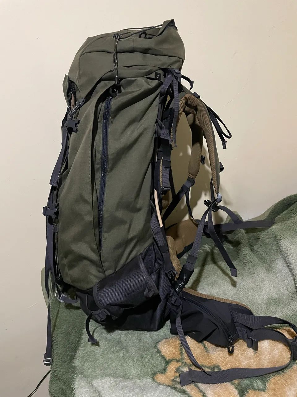 Mochila de trilha Forclaz 90+10L  - Foto 2