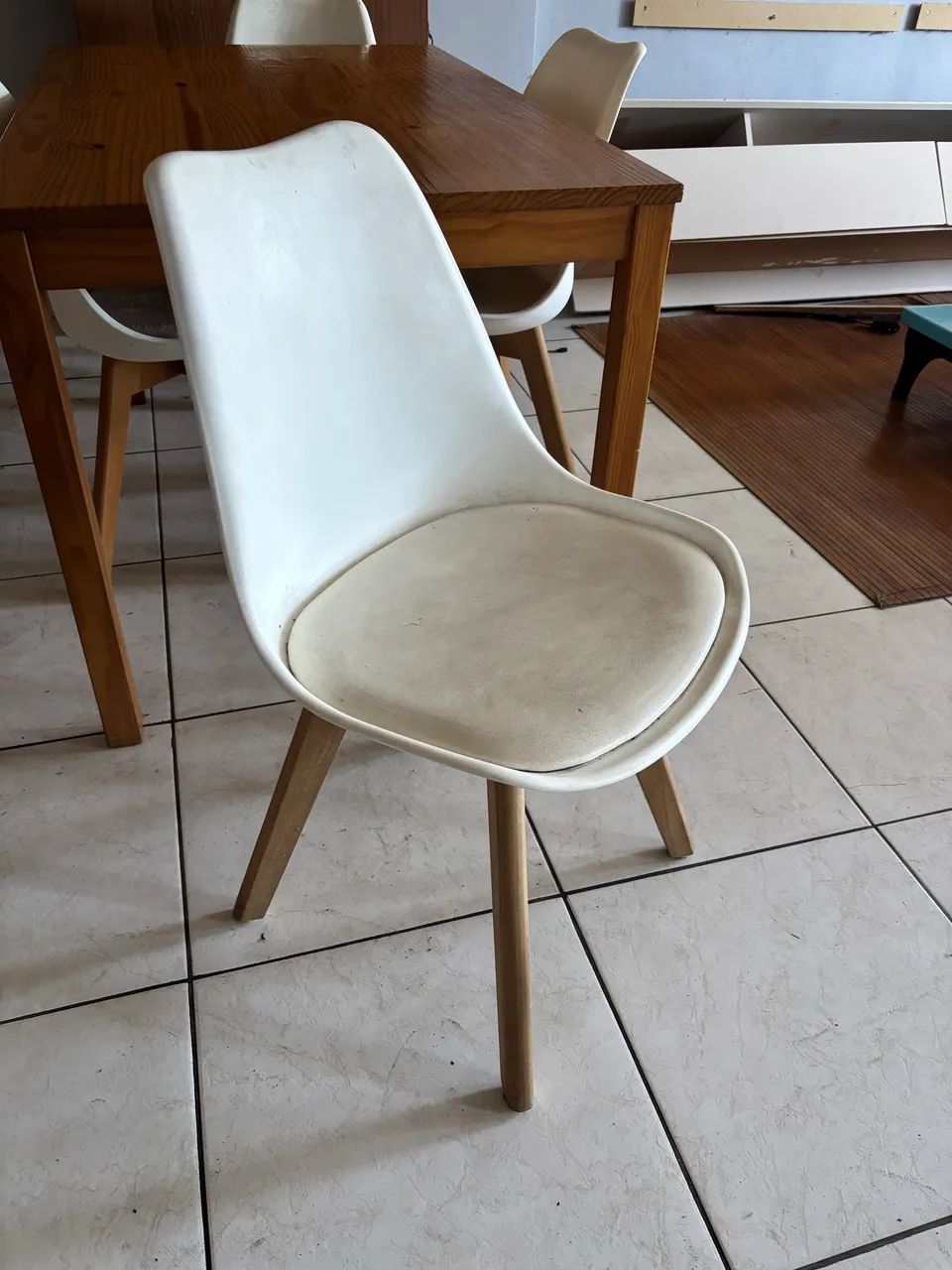 Mesa madeira com cadeiras 65060623238273122
