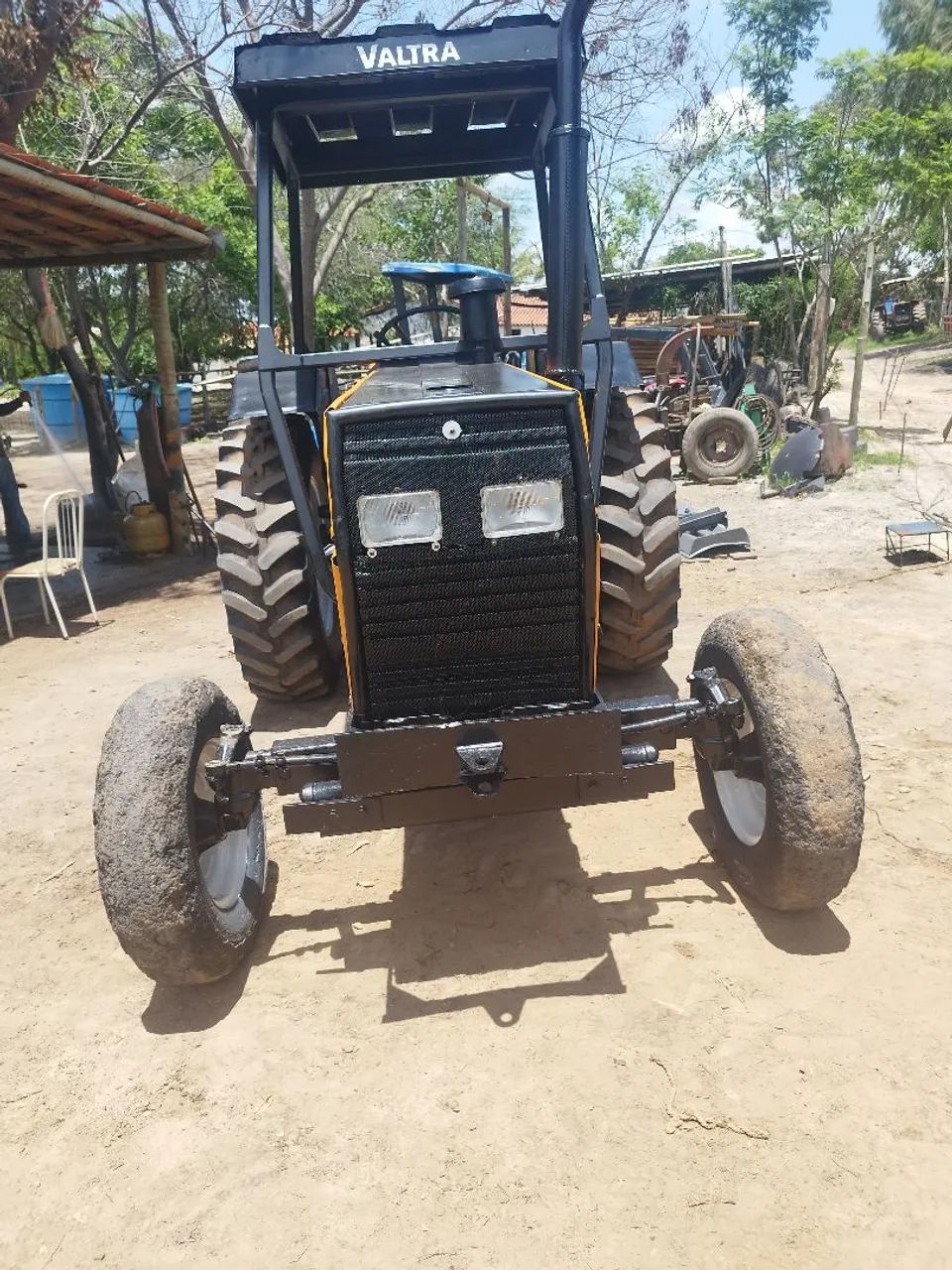 Trator  - Foto 3