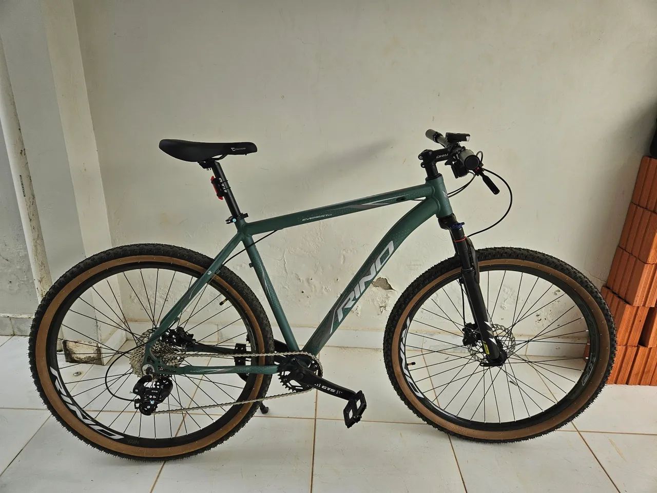 Bike Rino Everest XP