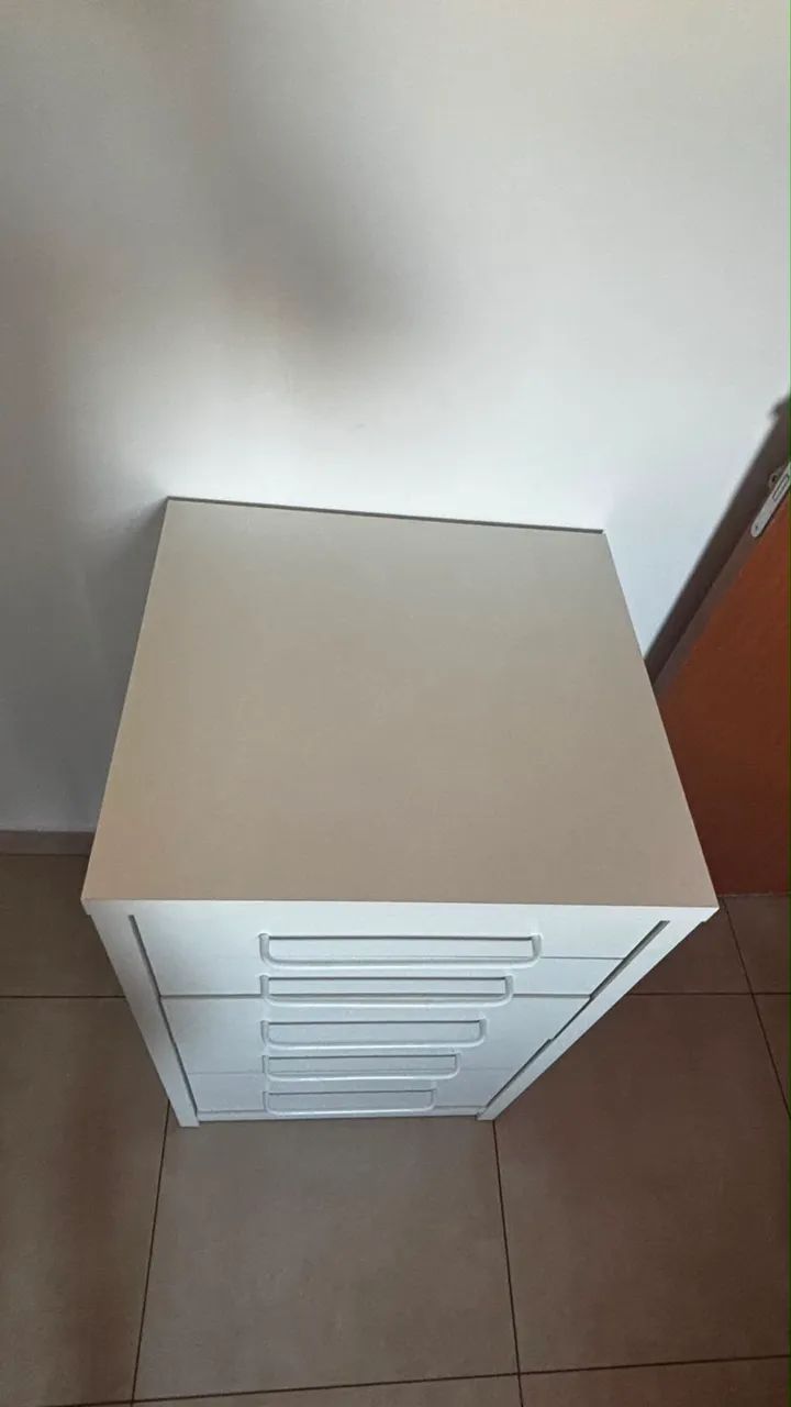 cômoda branca com 5 gavetas - Foto 2