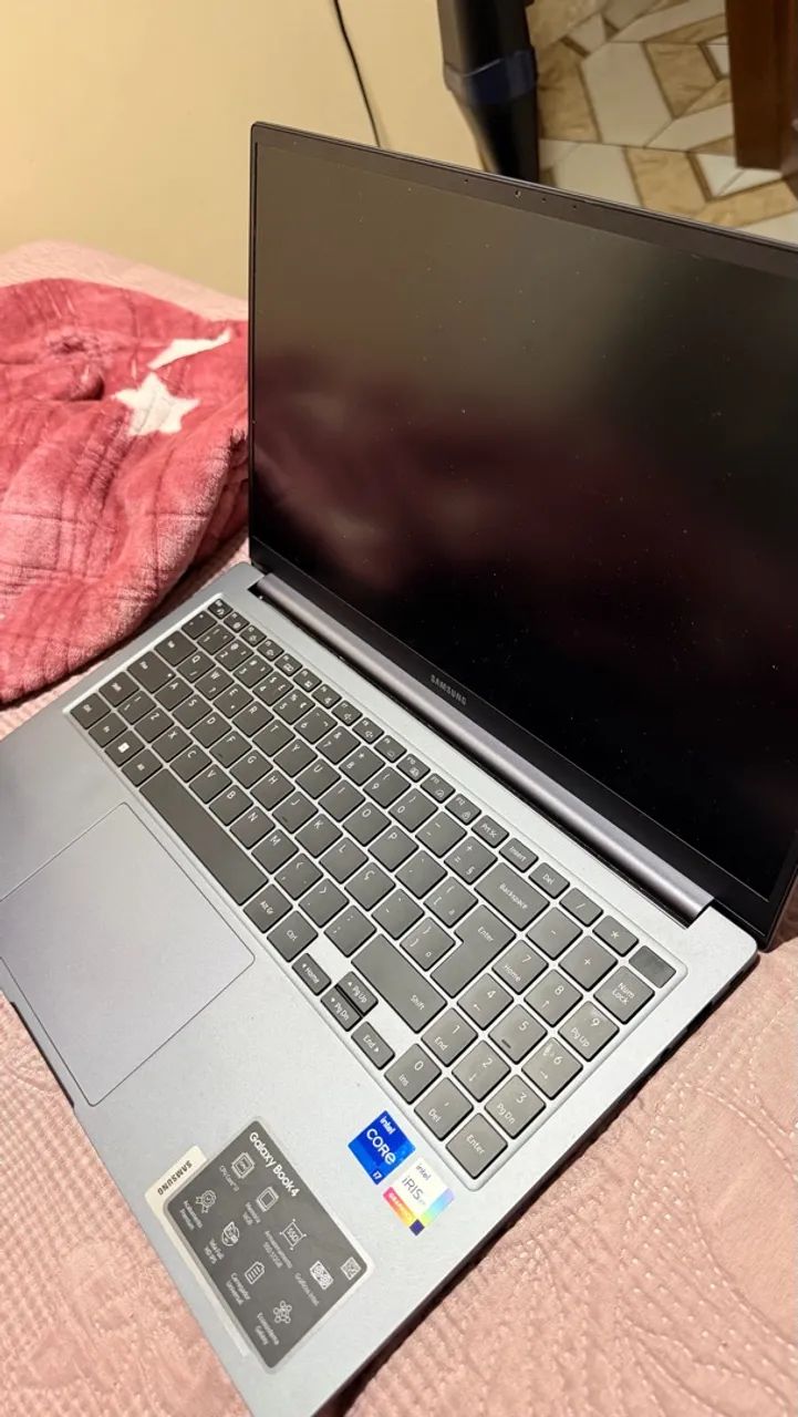 VENDO NOTEBOOK GALAXY BOOK4. - Foto 2