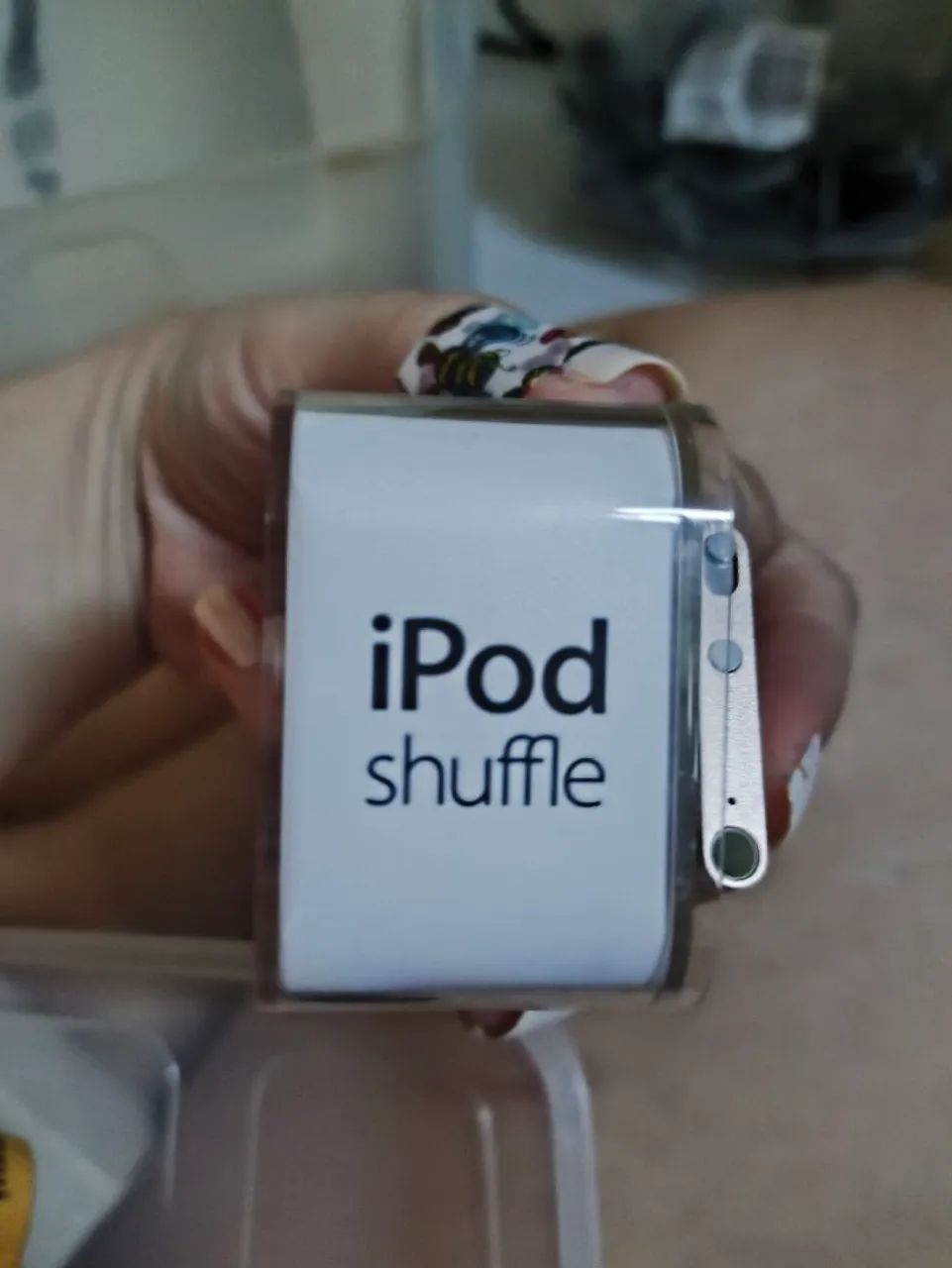 ipod shuffle 2gb