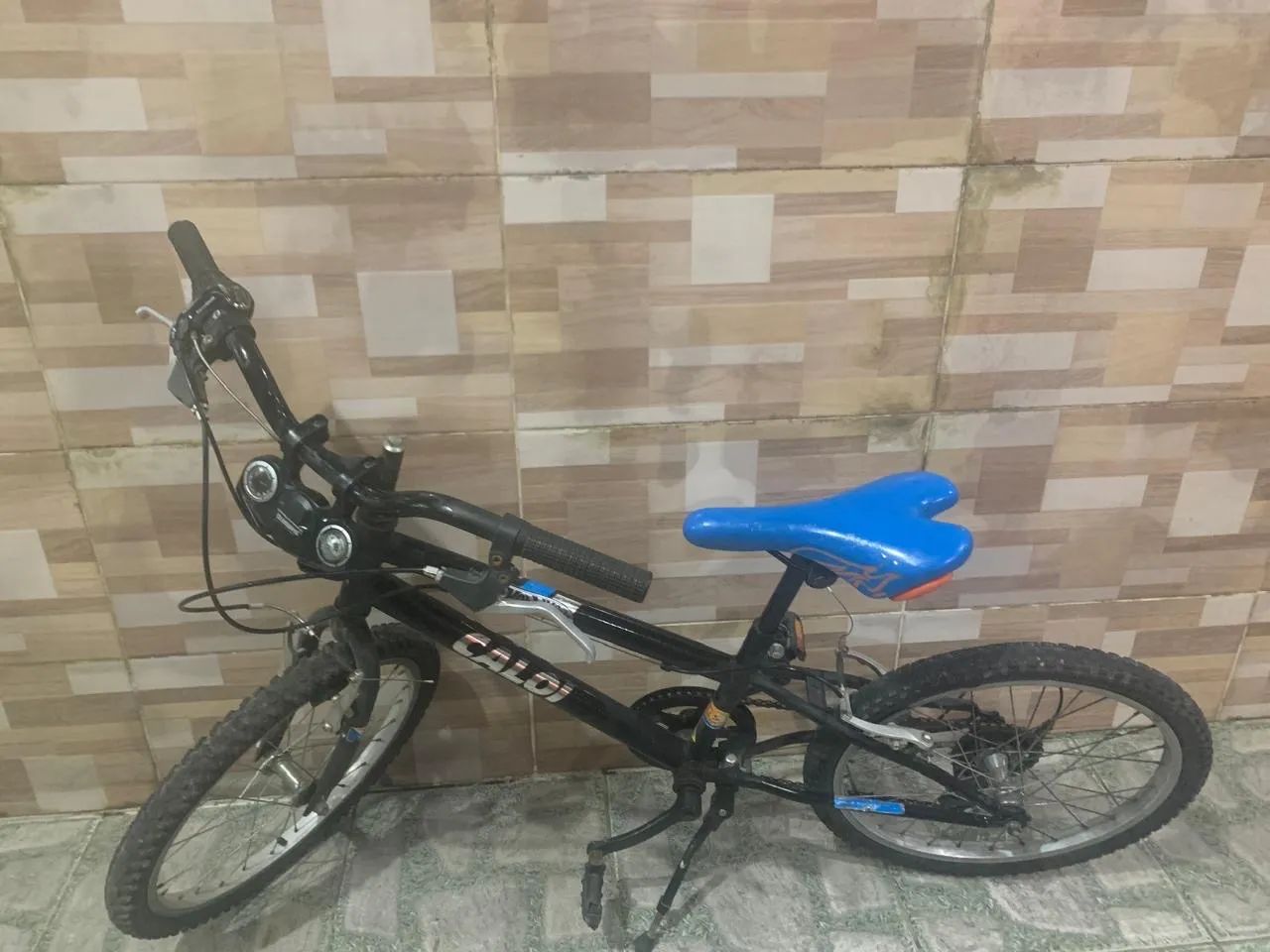 Bicicleta caloi aro 20 hot wheels - Foto 2