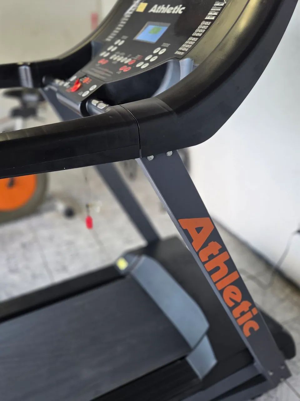 Esteira Athletic profissional  - Foto 5