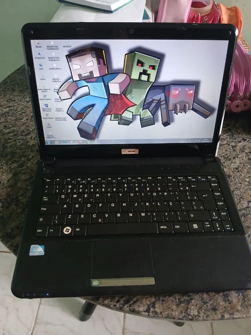 Notebook preto  - Foto 2