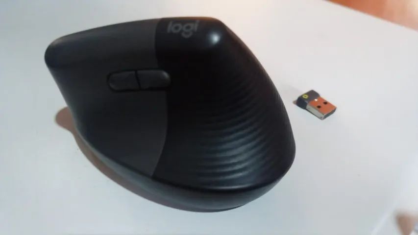 Mouse Sem Fio Logitech Lift - Usado - Foto 2