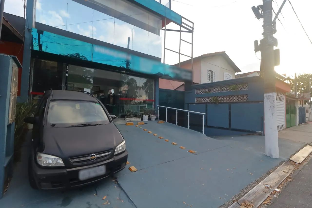 Loja na Rua Domingas Galleteri Blotta, 176  440 m² - Foto 2