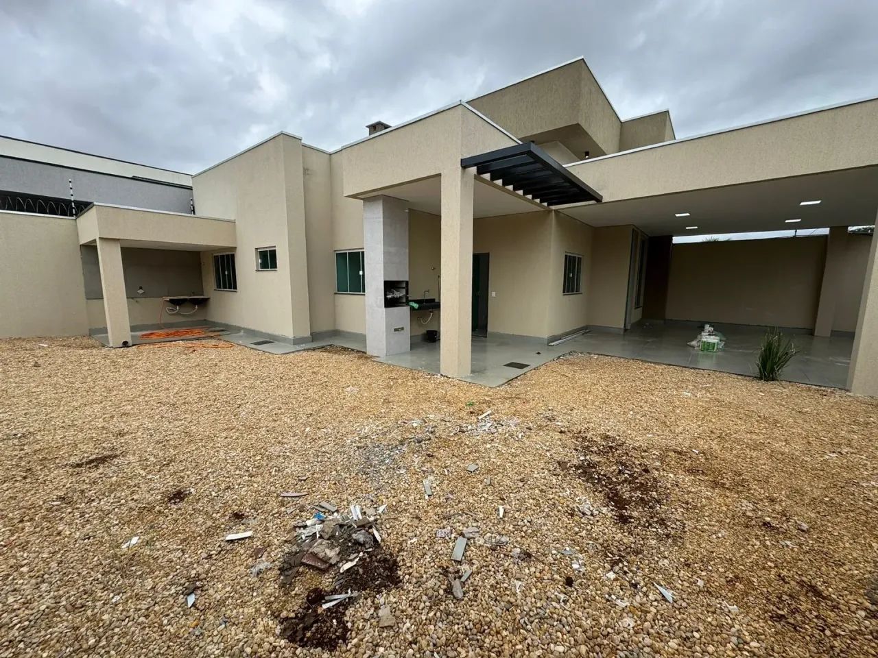 Casa com três quartos próximo ao Hospital de Amor - Foto 2
