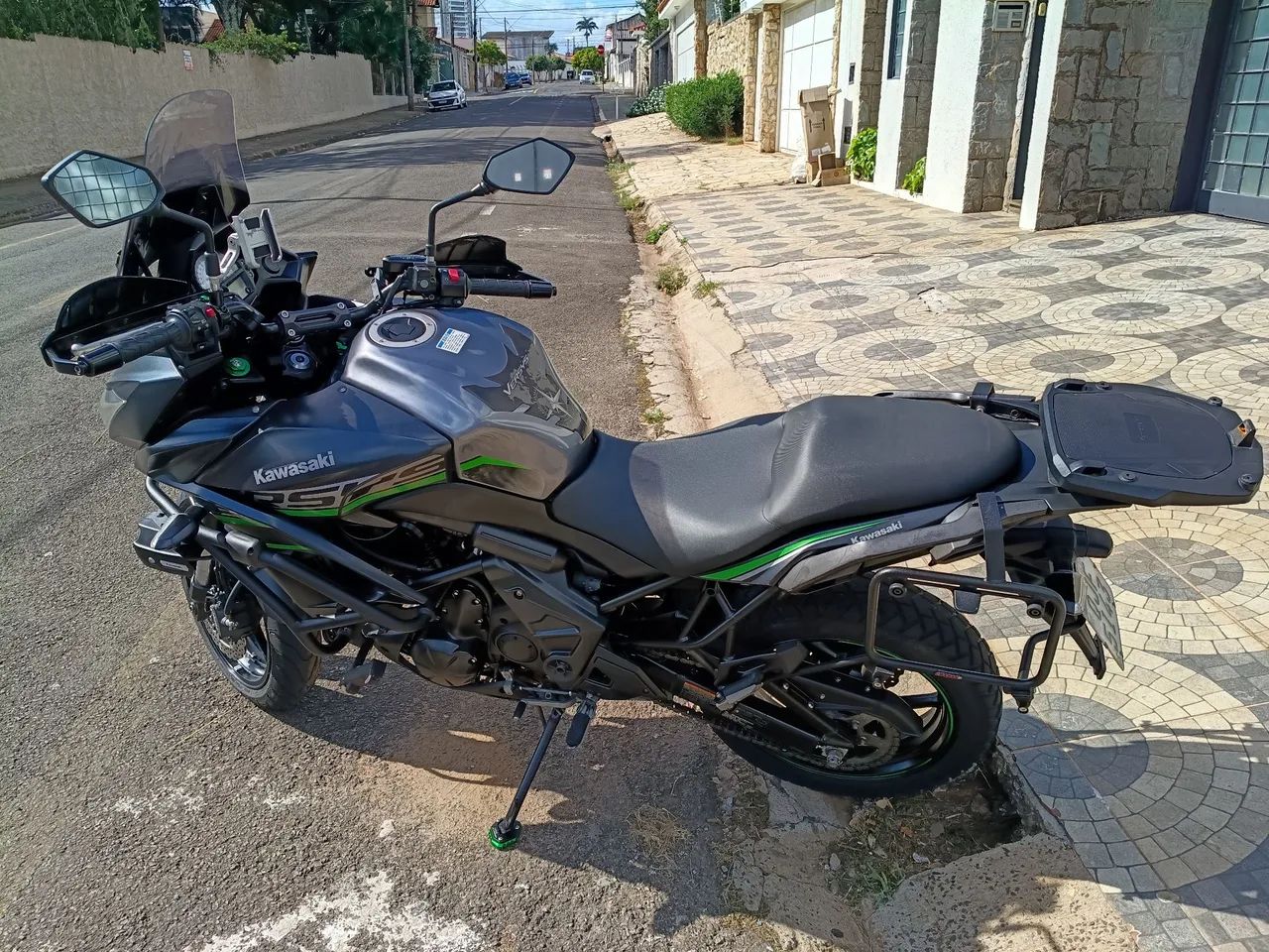 Kawasaki Versys 650 - Foto 3