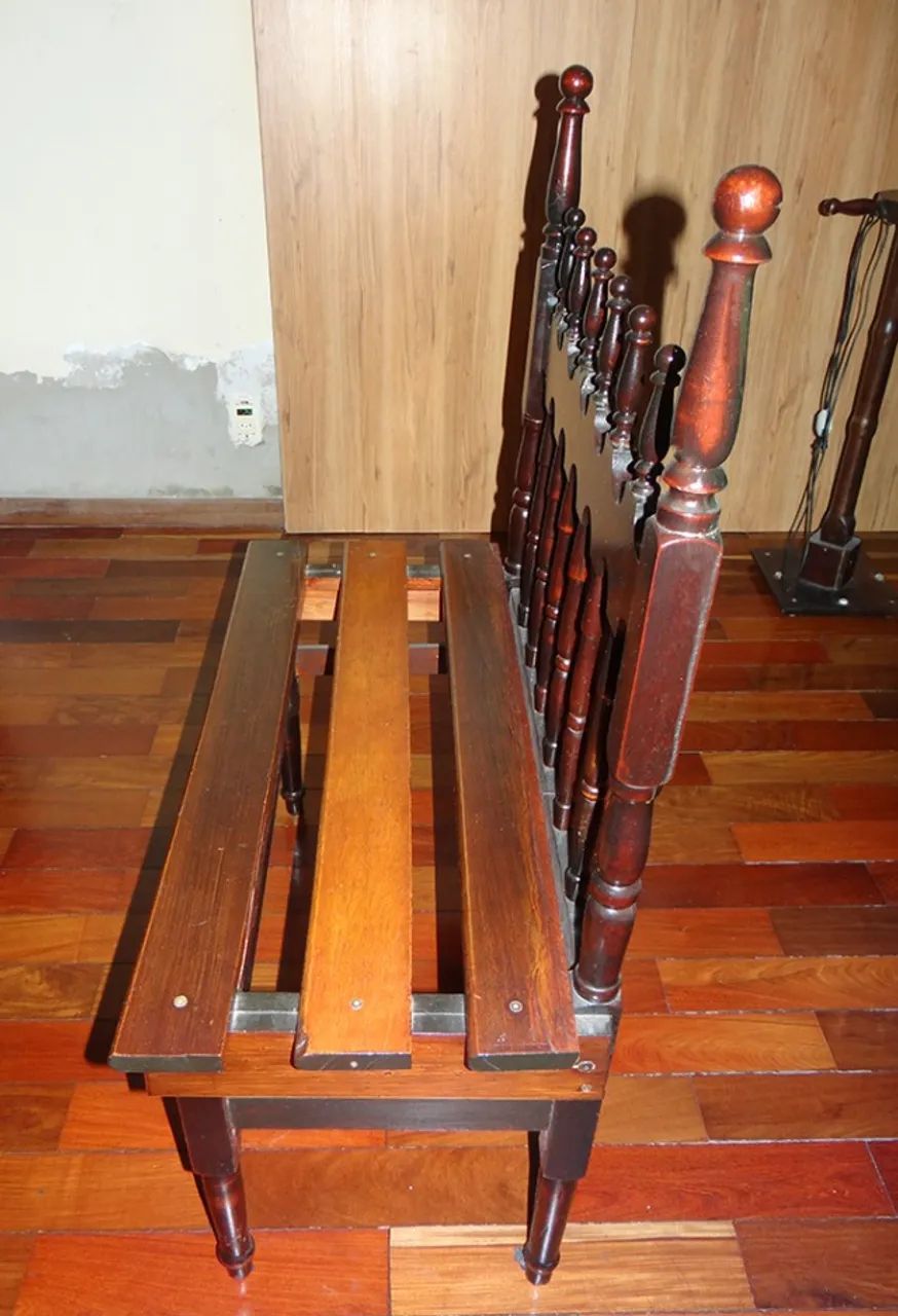 Banco de madeira imbuia - artesanal - Foto 3