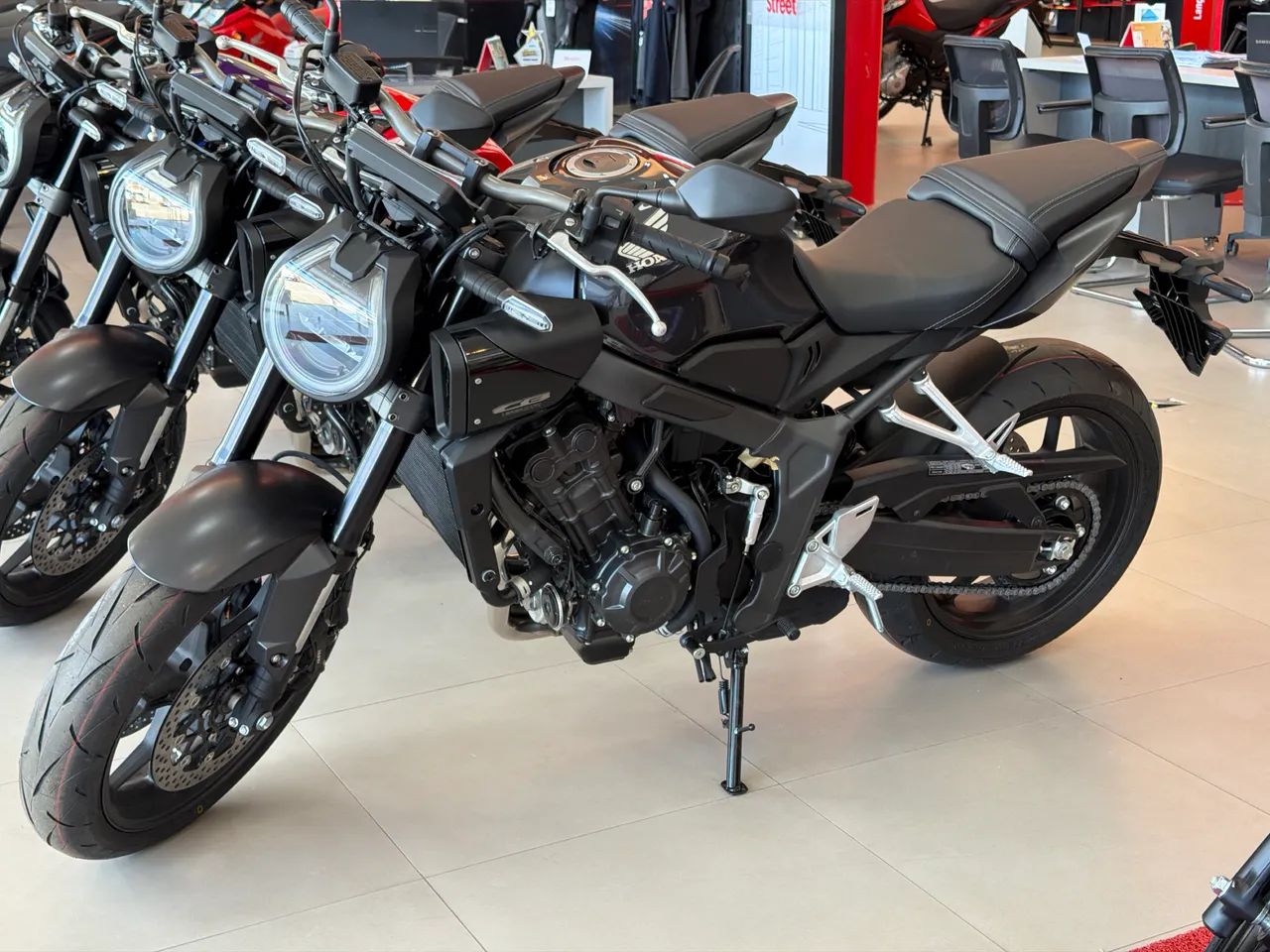 Cb 650r EMPLACAMENTO GRATIS