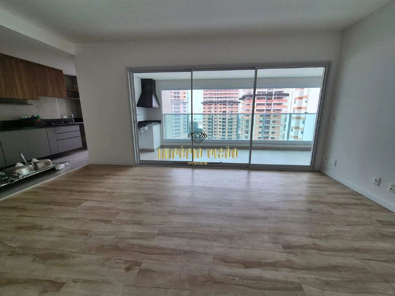 Apartamento para Locação com cozinha planejada com 3 Suítes e Varanda Gourmet no Edifício  - Foto 5