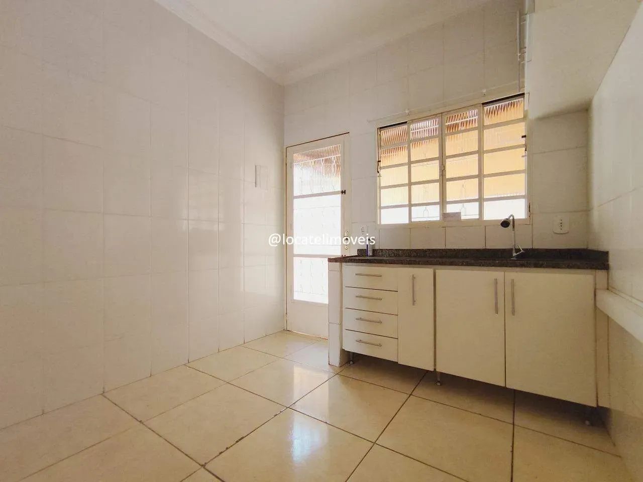 Casa de 02 (dois) quartos, no bairro Milionários. - Foto 4