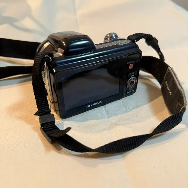 olympus sp 810uz