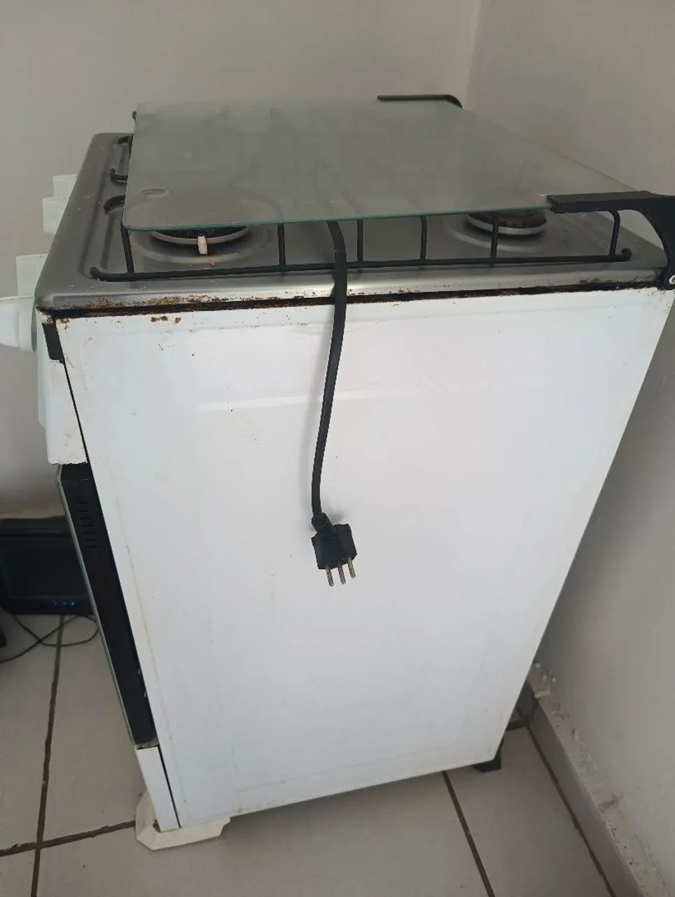 Vendo fogão 4 bocas  - Foto 2