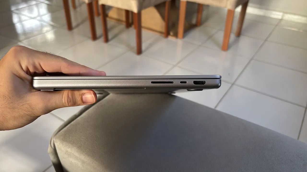 MacBook Pro 14 polegadas com chip Apple M1 Pro, 16 GB de memoria RAM e SSD de 512 GB. - Foto 5