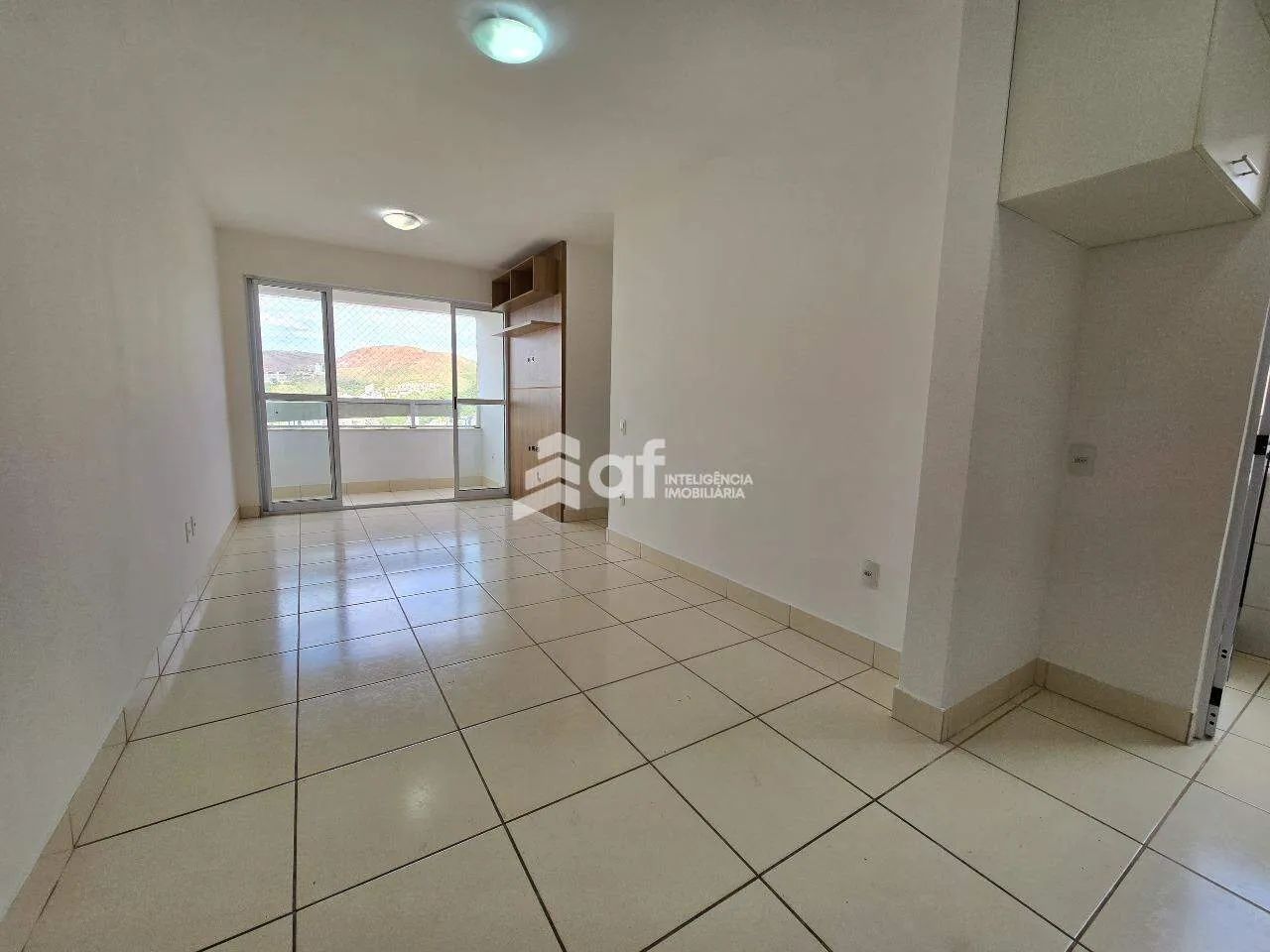 Apartamento 3 quartos, suíte, varanda, 2 vagas e lazer completo