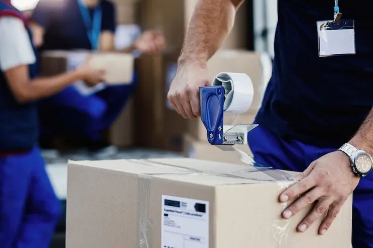 VAGA DE TRABALHO/EMPREGO PARA AUXILIAR DE E-COMMERCE E ESTOQUE - Foto 2