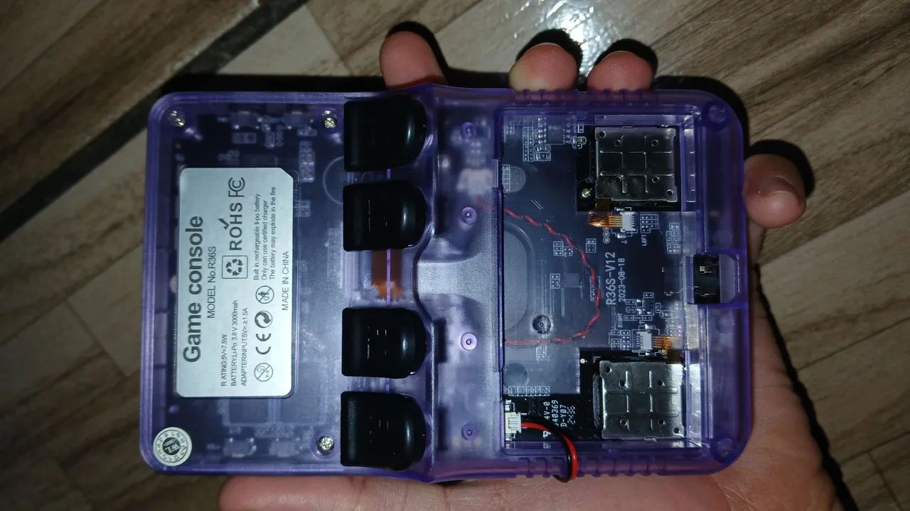 VIDEO GAME CONSOLE R36S - Foto 4