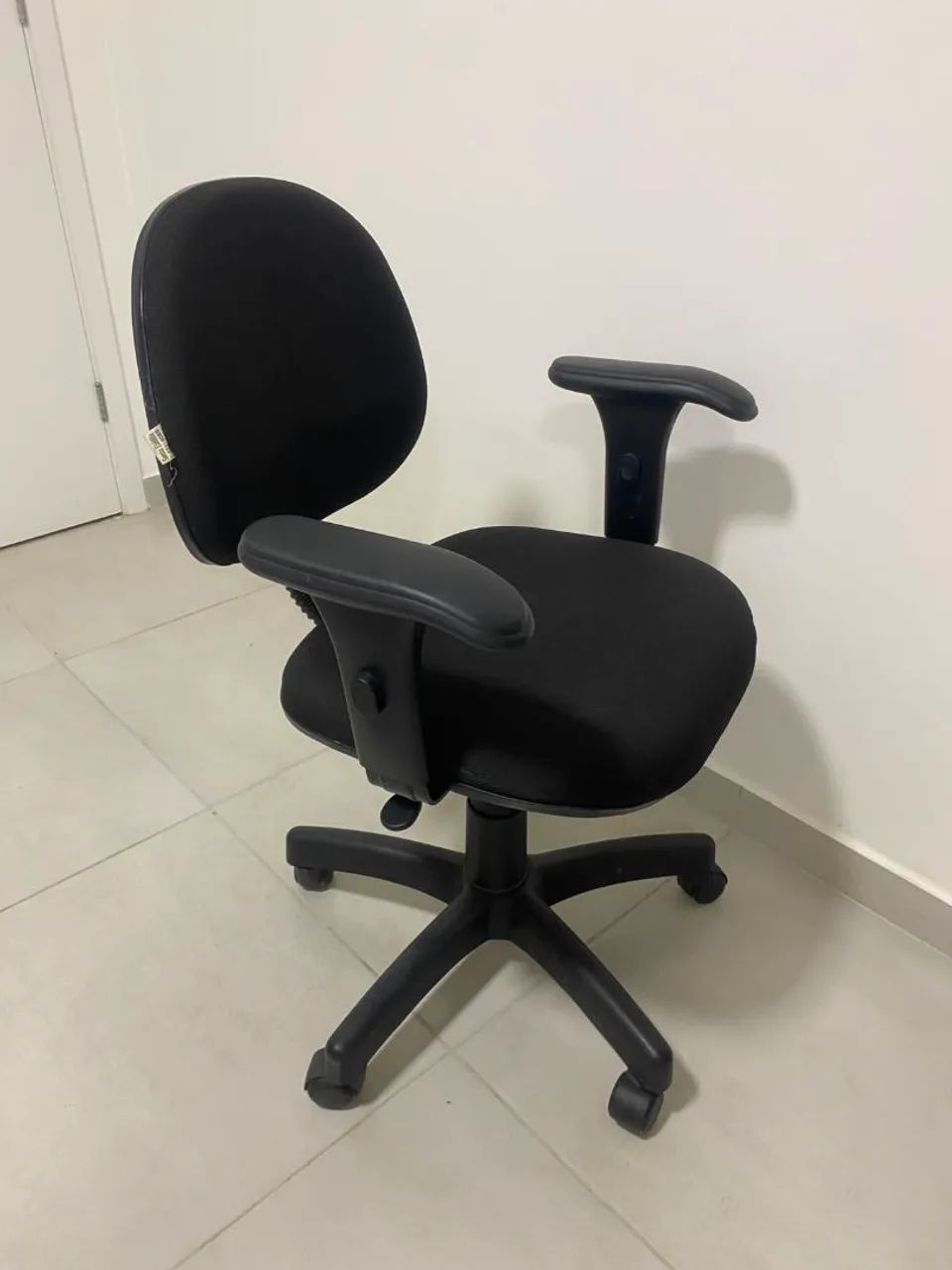 Cadeira de Escritório - Foto 4