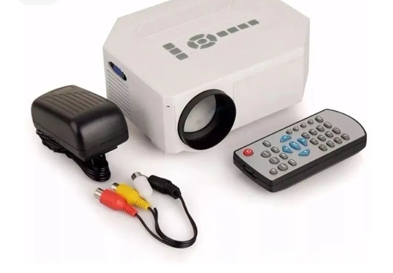 Mini Projetor Portátil UC30 Led 150 lum 100pol USB VGA HDMI XZhang