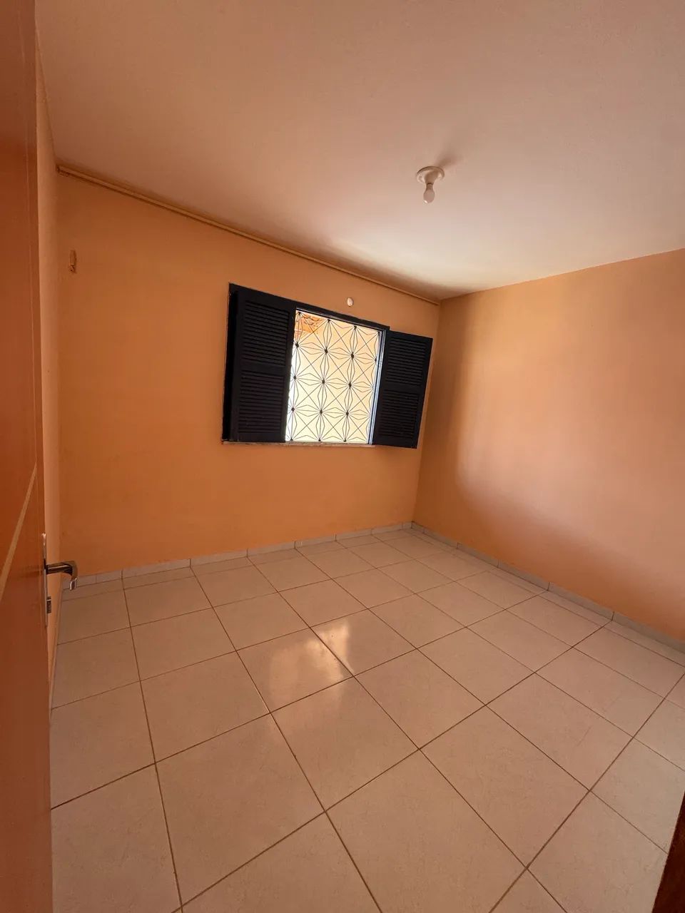CASA A VENDA NO COHATRAC  - Foto 5
