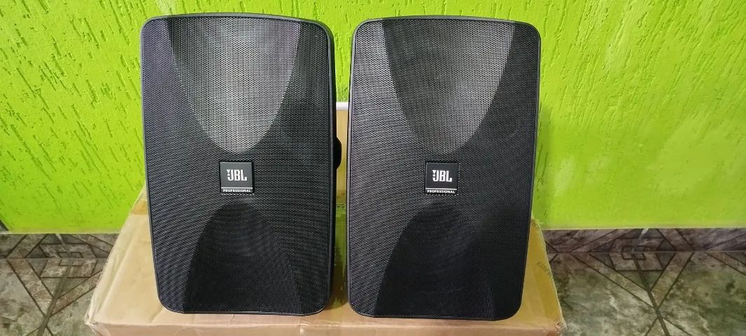Caixa JBL CONTROL SA6-PRO preta