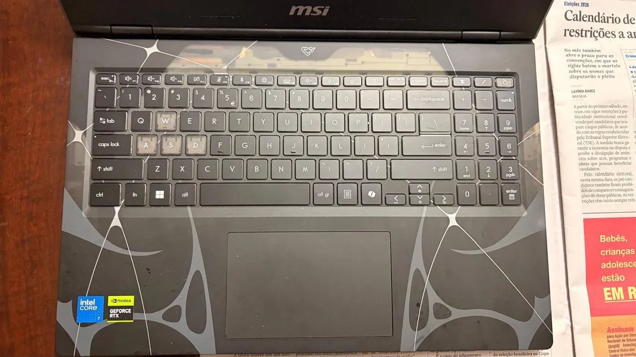 Notebook Msi Rtx 5070  - Foto 2
