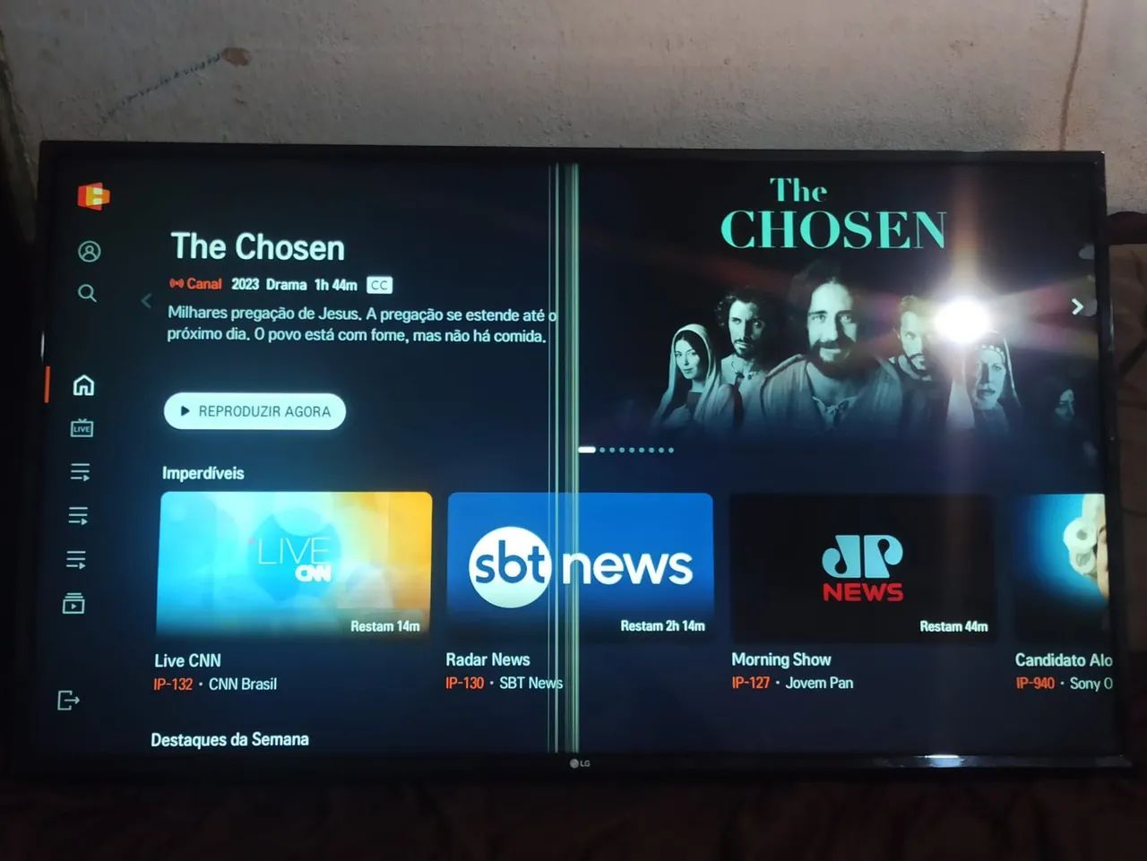Tv 49 polegadas smart 4k LG funcionando tudo perfeitamente com controle deta como esta - Foto 5