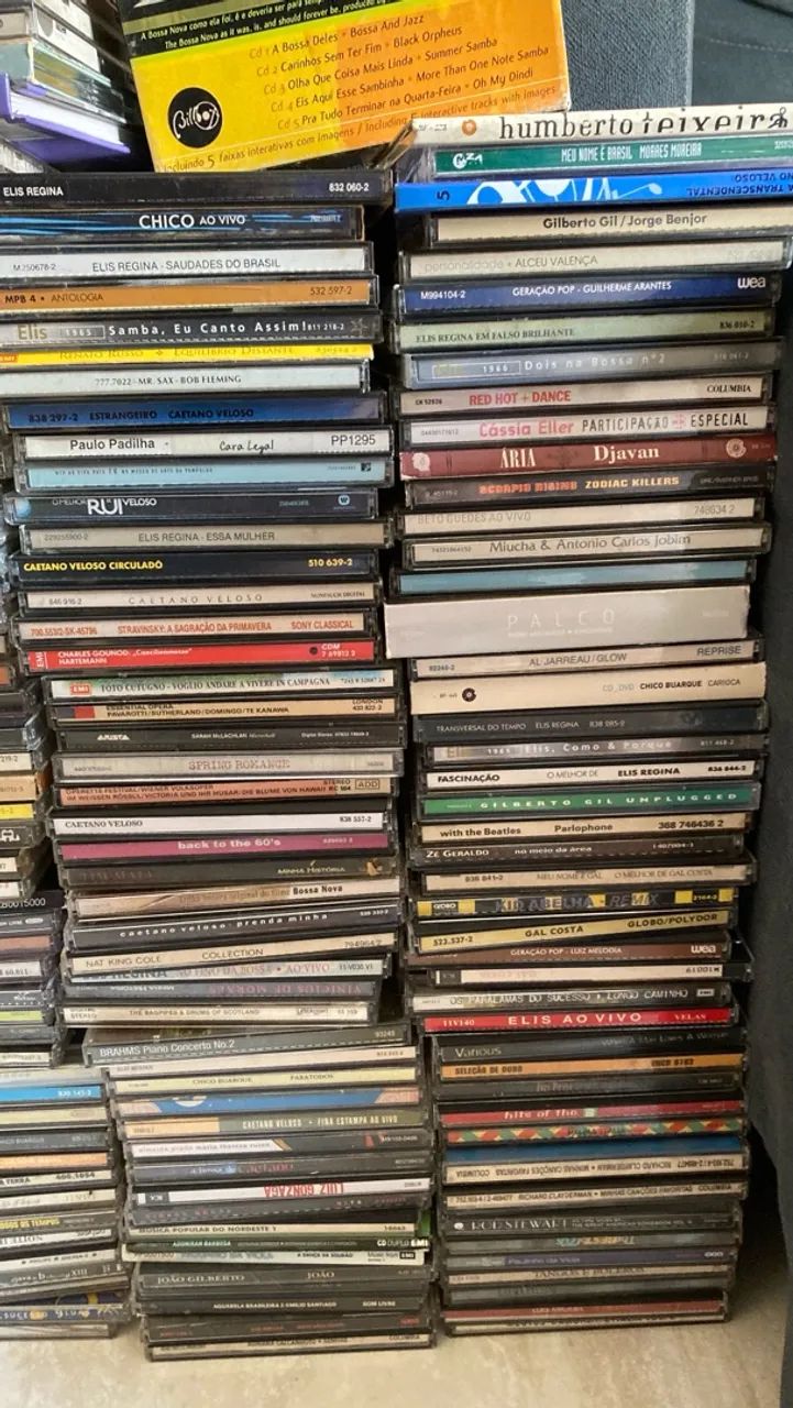 Lote com mais de 500 CDs - MPB, Bossa Nova e Samba