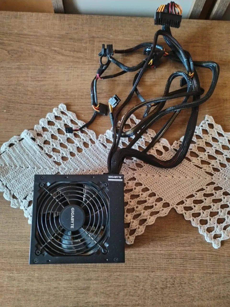 Fonte Gigabyte PB500 500W, 80 Plus Bronze - Foto 3
