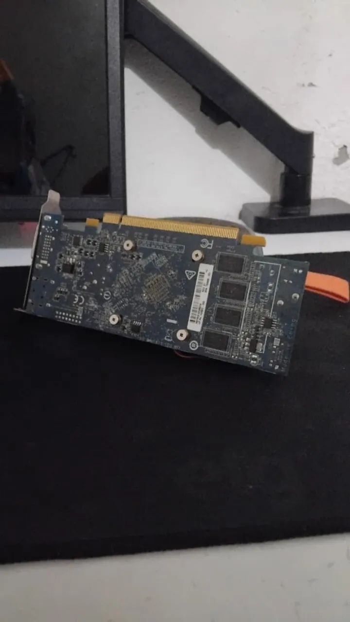 Placa de video R7 240 - Foto 2