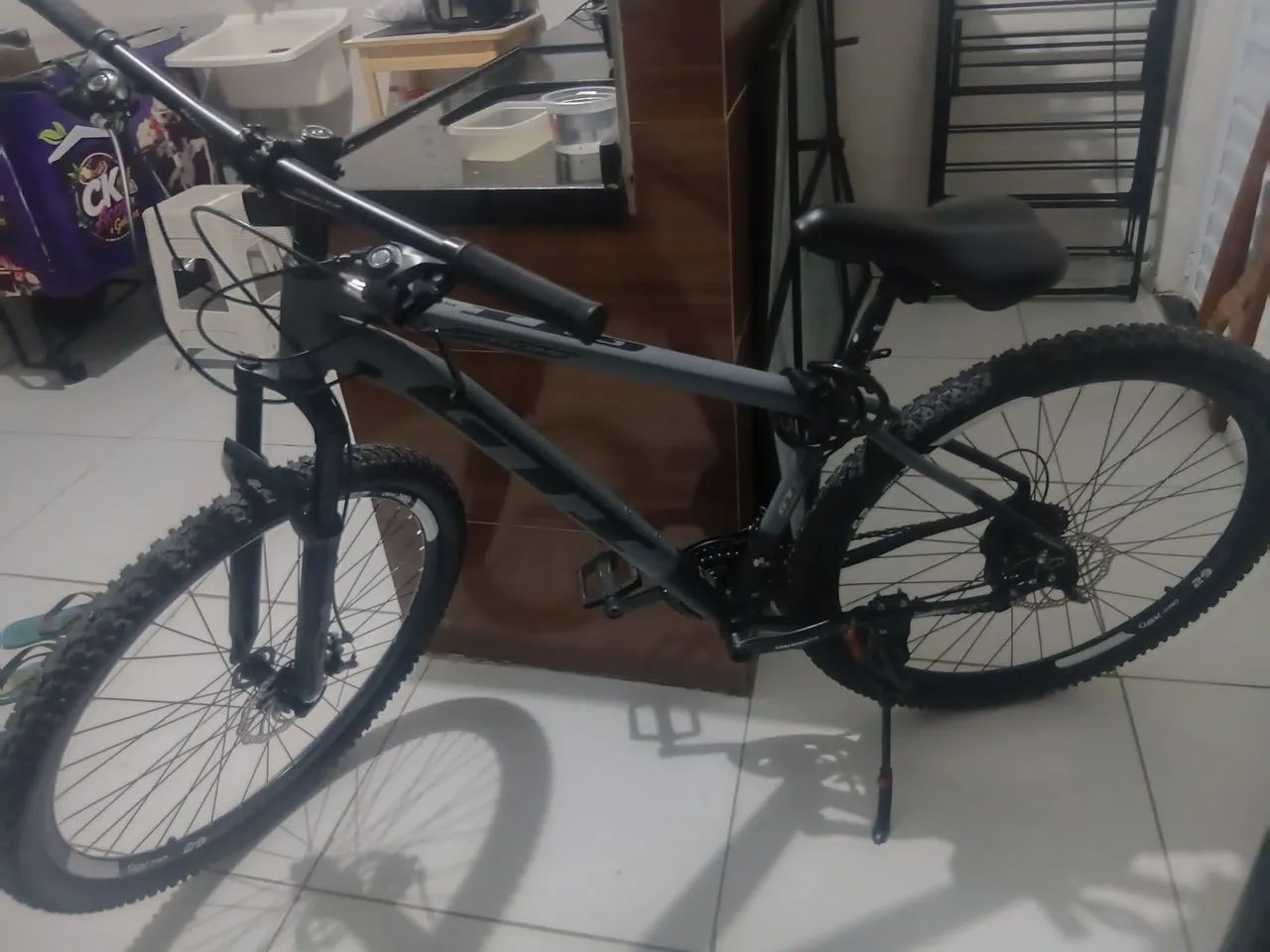 Bicicleta Aro 29 cinza GTI 800,00 pra vender logo - Foto 2