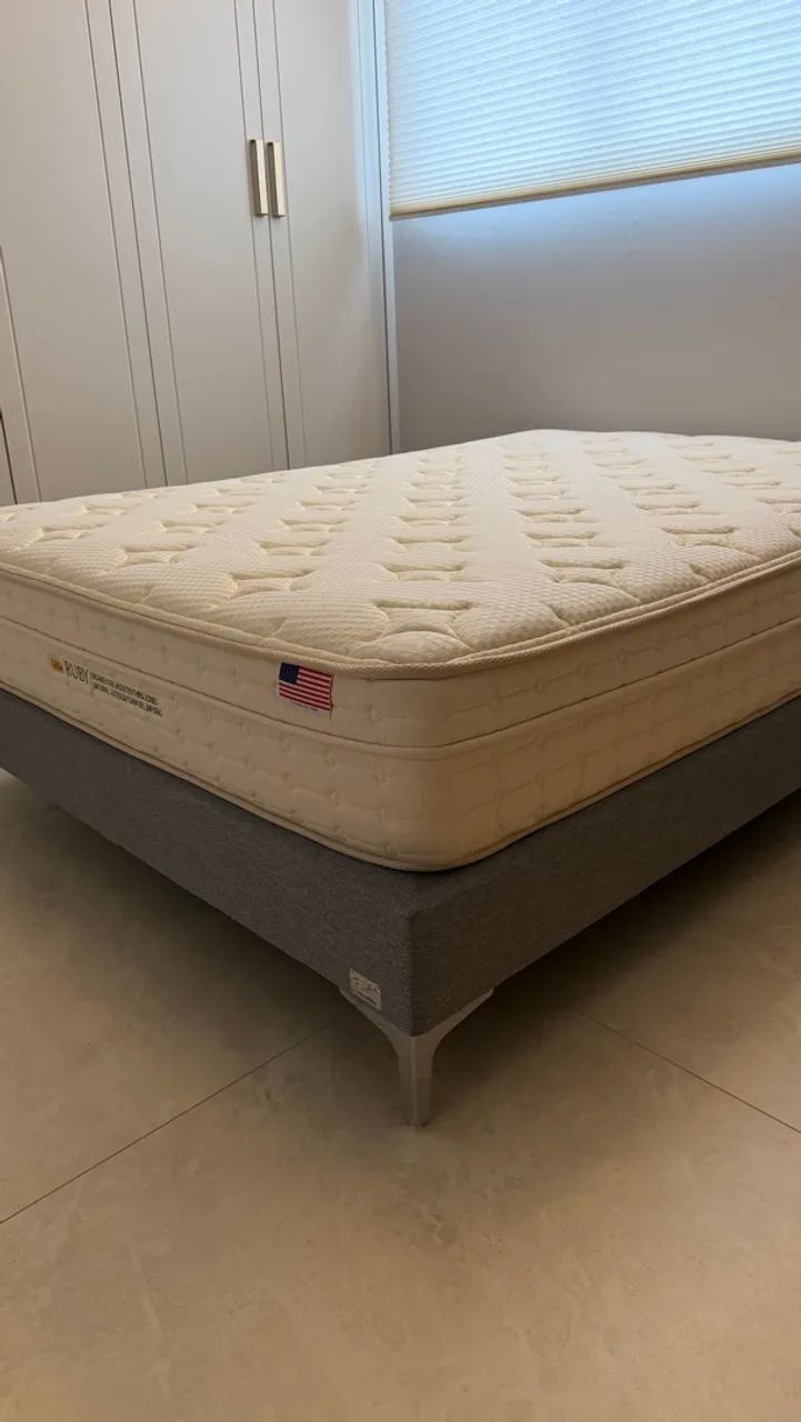Cama box + Colchão Casal Studio House
