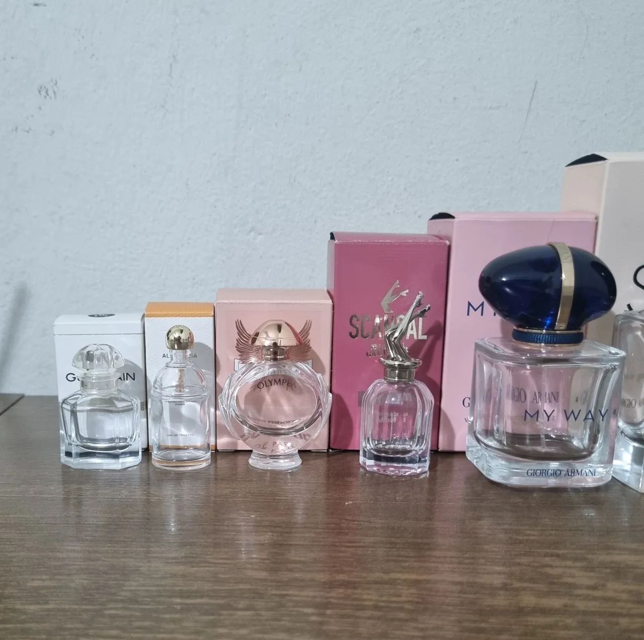 Vendo Frascos de perfumes importados 30ml e miniaturas!!! - Foto 3