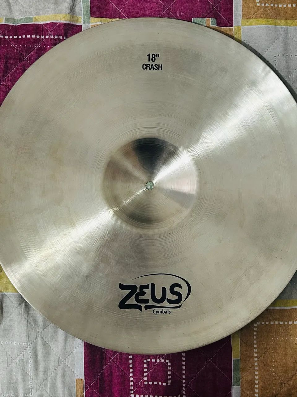 Prato Crash Zeus Custum 18  - Foto 2