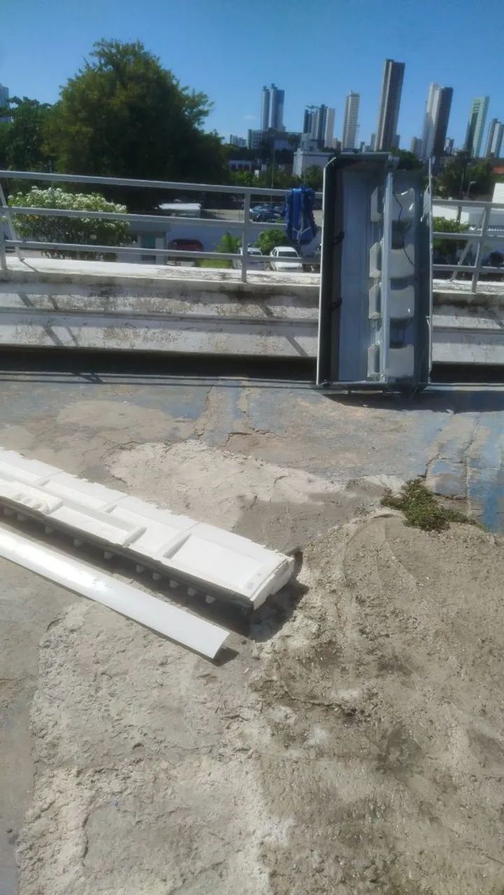 Manutenção em aparelho de ar-condicionado. - Foto 3