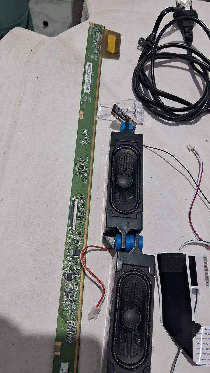 Placa Principal TV Toshiba 43 Polegadas. Original só foi utilizado por 1 mês. E outra peca - Foto 6