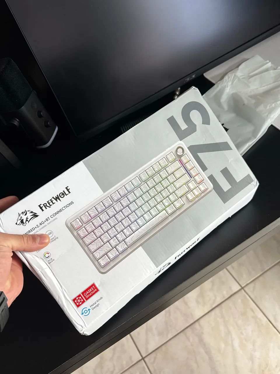 TECLADO FREEWOLF 75% -NOVO LACRADO - Foto 3