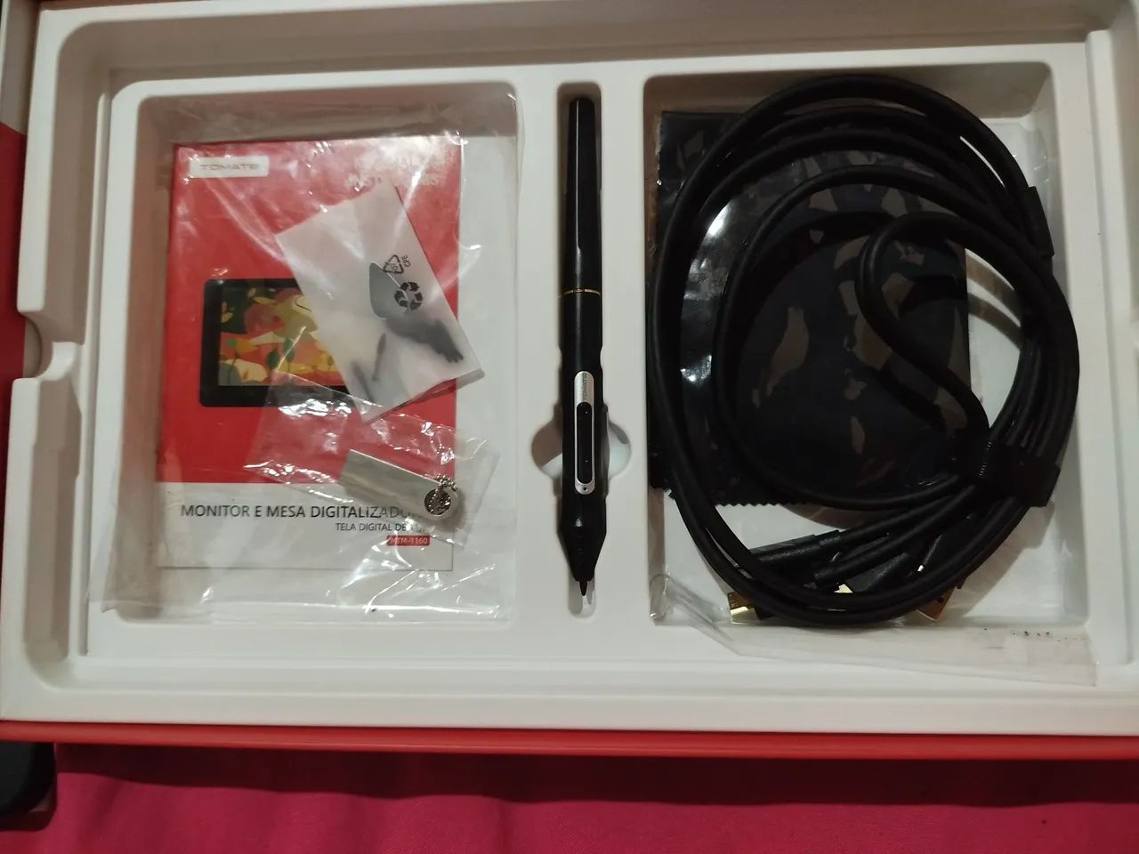 Monitor e mesa digitalizadora da marca tomate - Foto 3