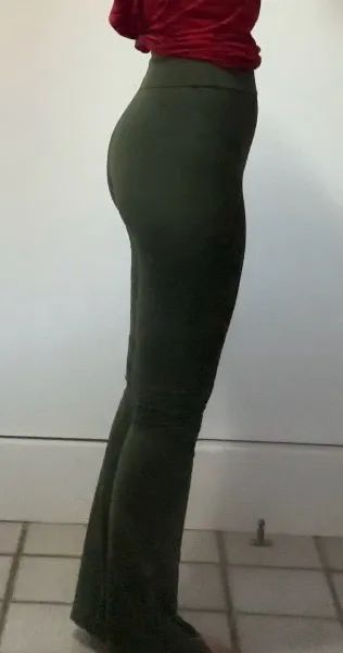 Calça flare verde fofo  - Foto 2