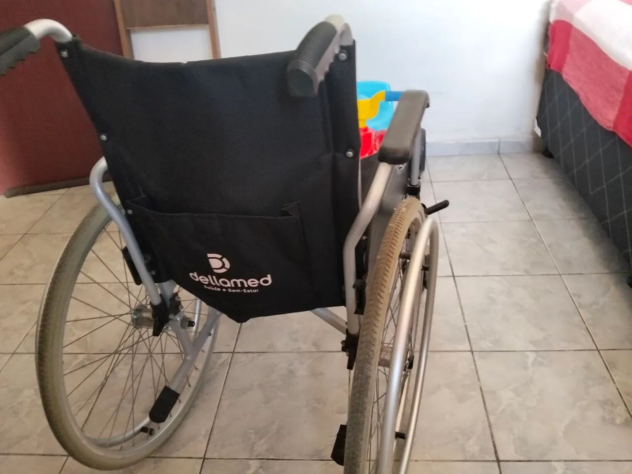 Cadeira de roda  - Foto 2
