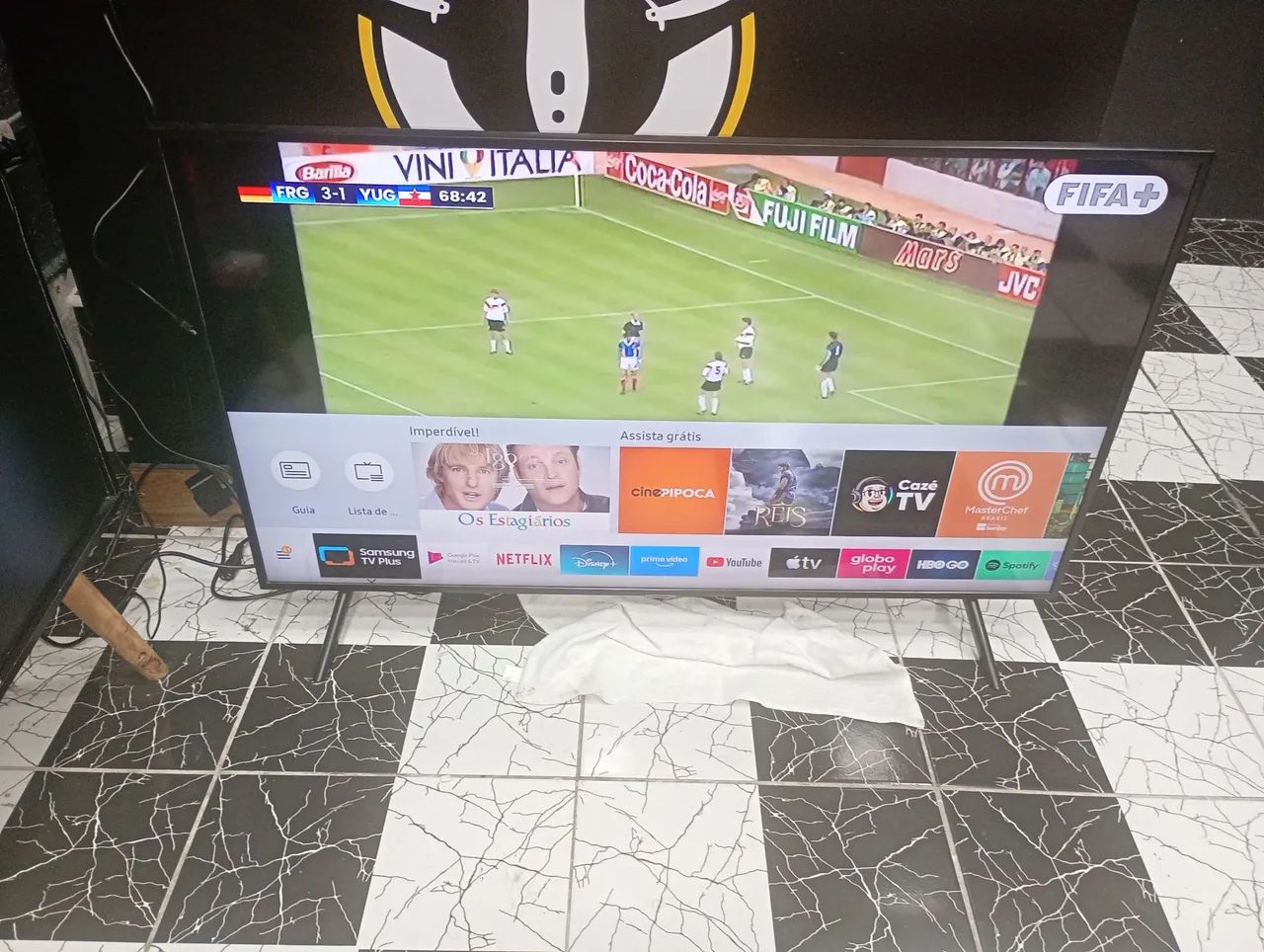 Vendo Smartv Samsung 50 polegadas 4k em estado de nova conforme fotos R$ 1700,00 - Foto 5