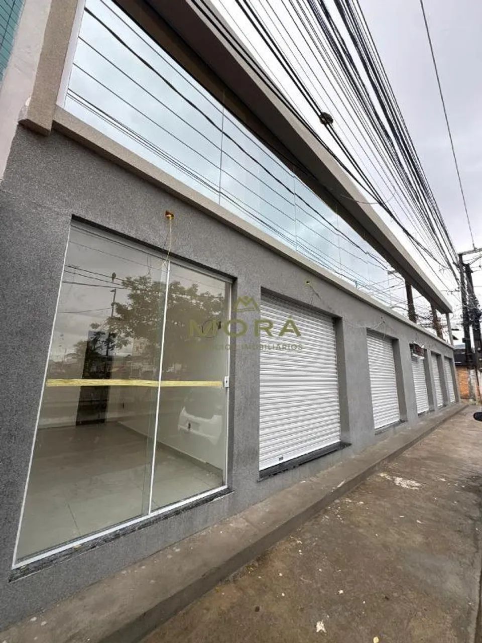 5 PONTOS COMERCIAIS AO LADO DO AEROPORTO