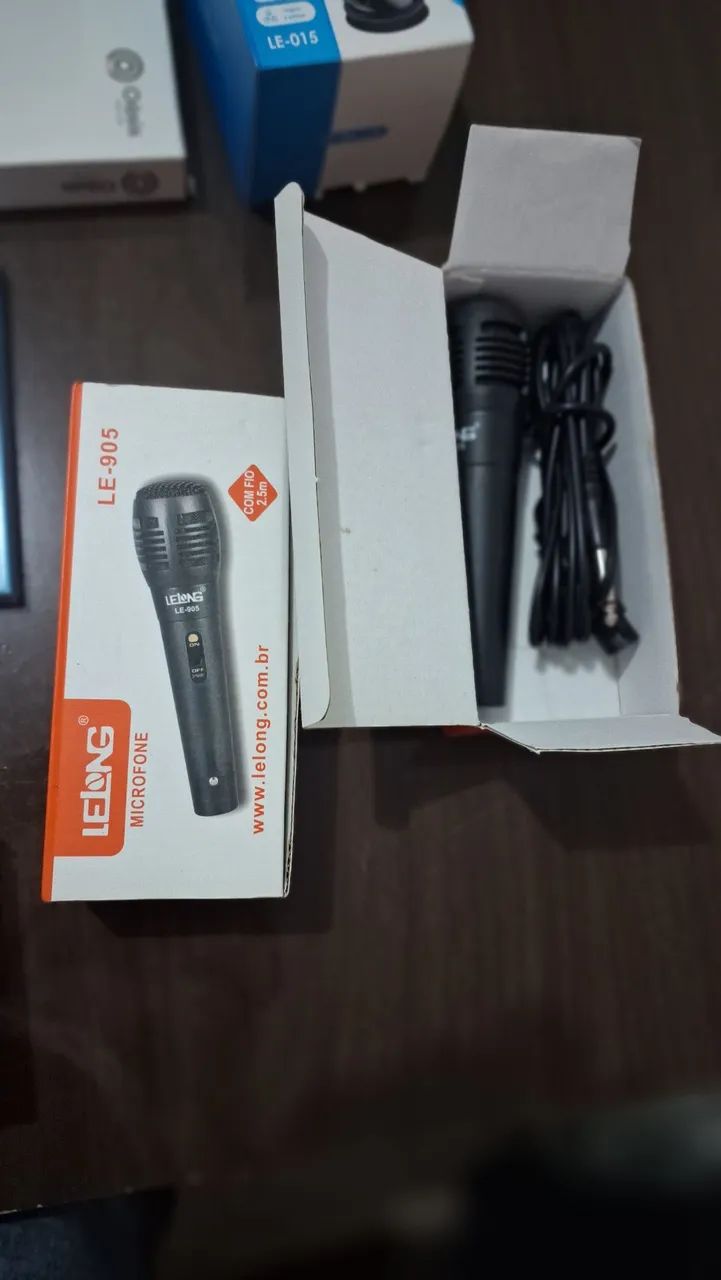 Lote de produtos diversos microfone, suporte celular, máquina de barbear, mini caixa som.. - Foto 2