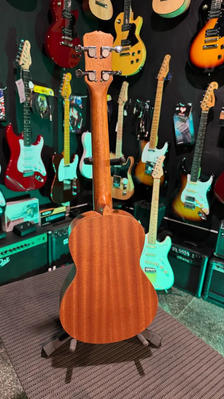 Ukulele tenor elétrico Malibu com capa  - Foto 4