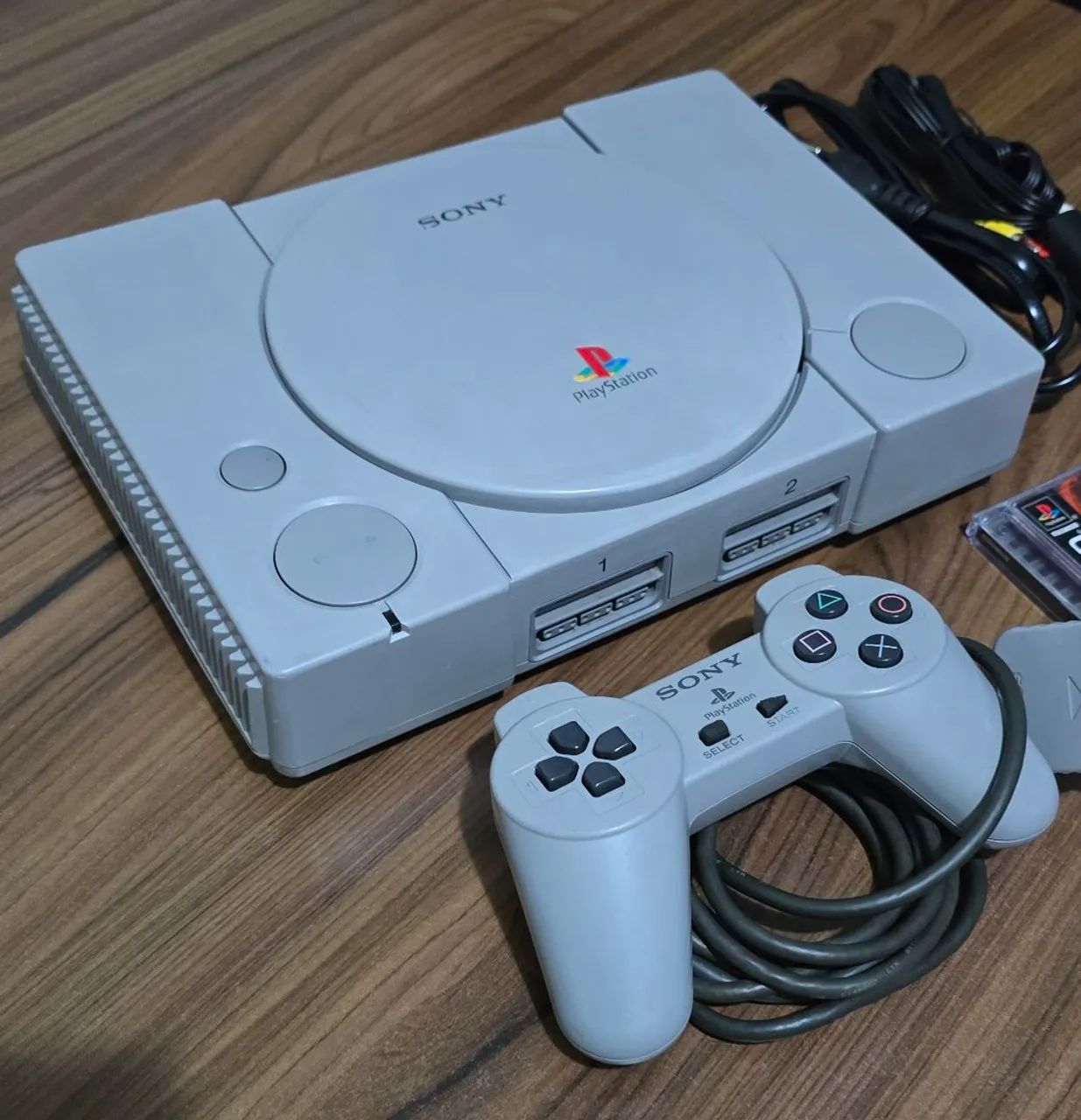 PLAYSTATION 1 (PS1 FAT) COMPLETO + JOGO  - Foto 2