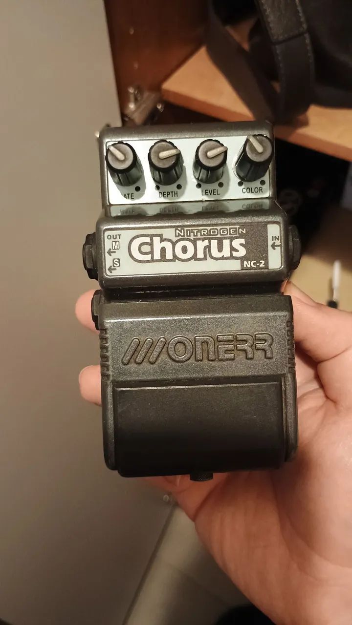 pedal chorus digitech